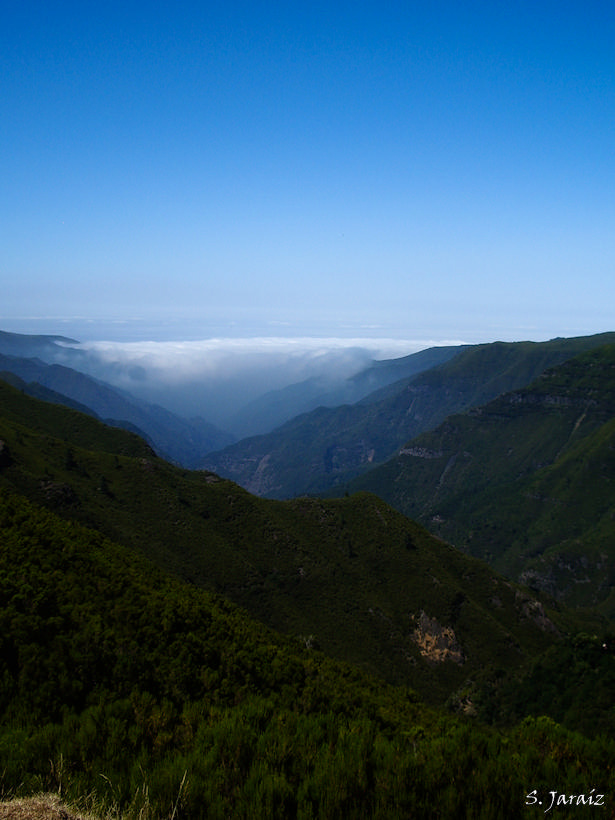 Entre valles
